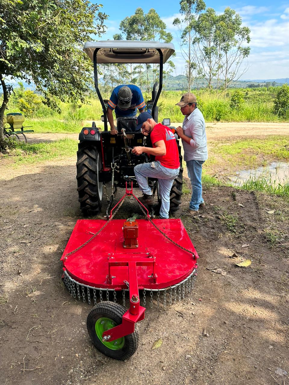 TRACTOR AGRICOLA 70HP ANGOSTO